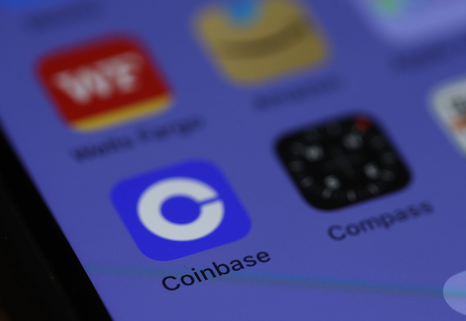 Some Coinbase users unable to trade, seeing zero balance due to outage as Bitcoin soars